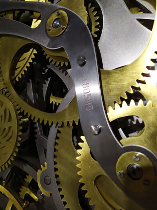 Skeleton Clocks. Малая Ордынка, 19